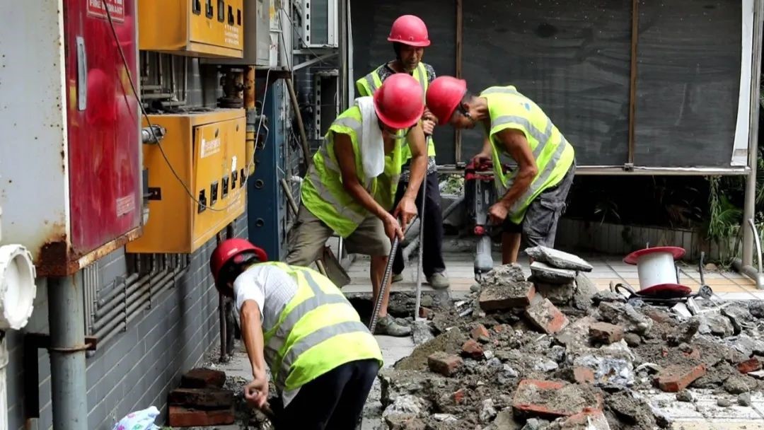 迎接“烤”验—四川省公海贵宾会5500环保集团党委筑起保供水惠民生红色堡垒